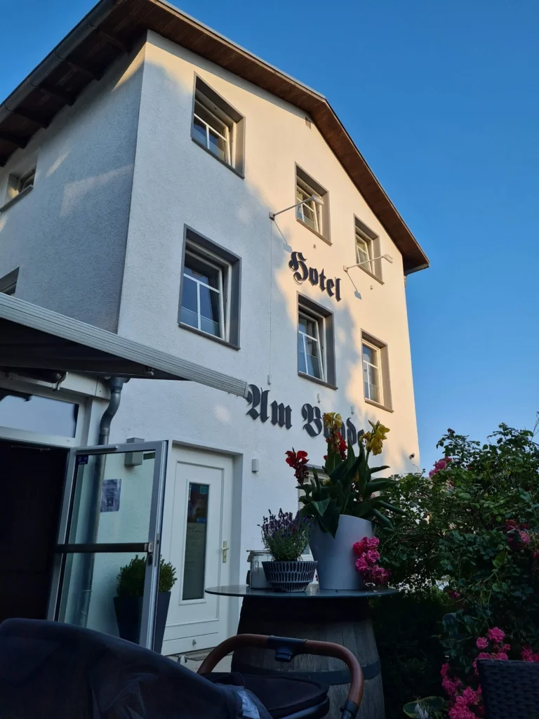 Hotel und Steakhouse Lauterbach Am Bodden ausenansicht sonnenuntergang