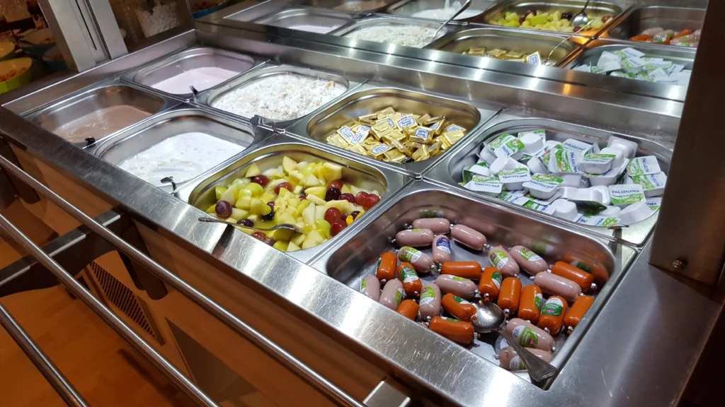 Hotel und Steakhouse Lauterbach Am Bodden fruehstueck 2