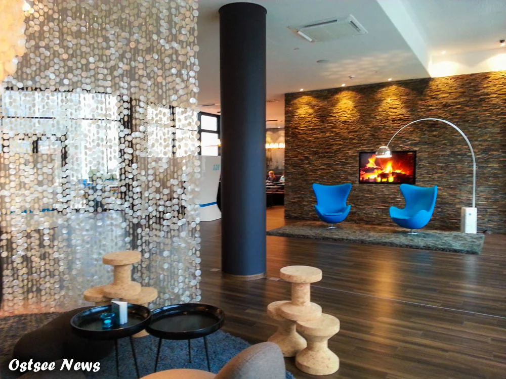 motel one rostock lounge 3